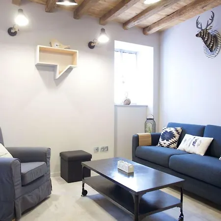 Holiday home Chateau De Laforest - Les Hebergements Thizy-les-Bourgs